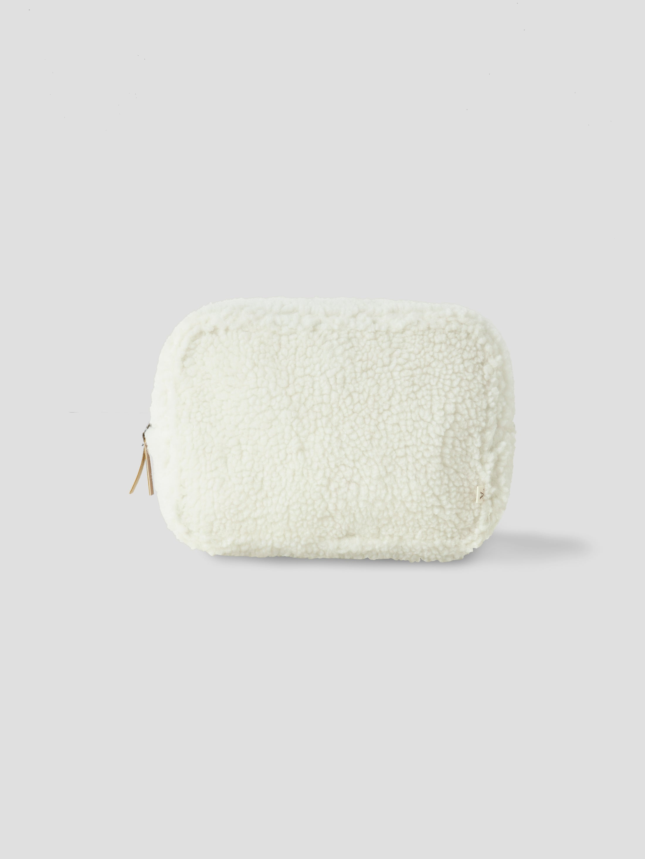 Lil`Atelier - Nigo Sherpa Toiletry Bag